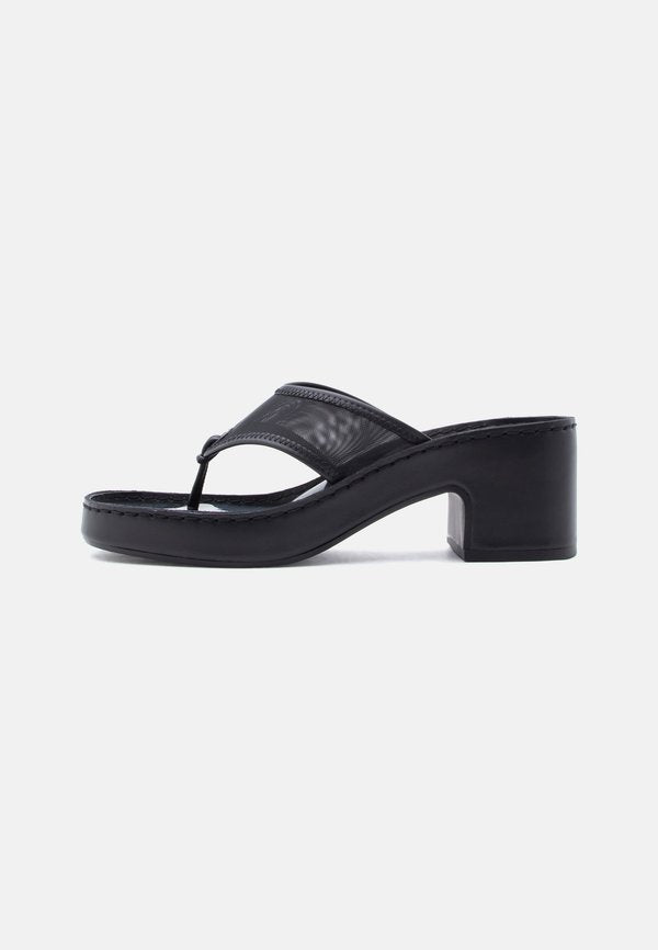 Calvin Klein T-bar sandals - triple black