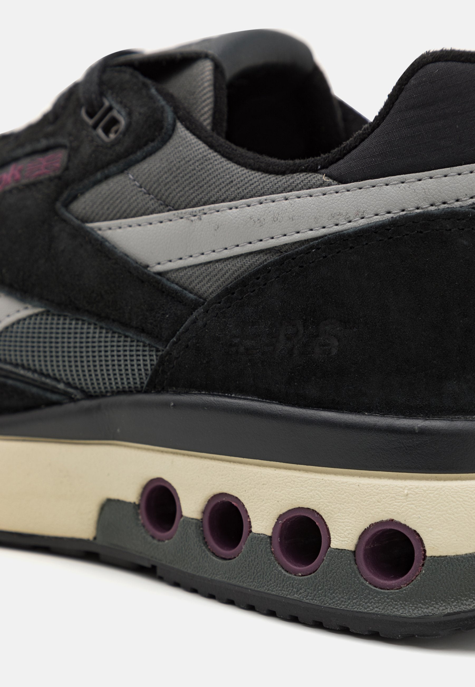 Reebok Classic ERS WORLD UNISEX