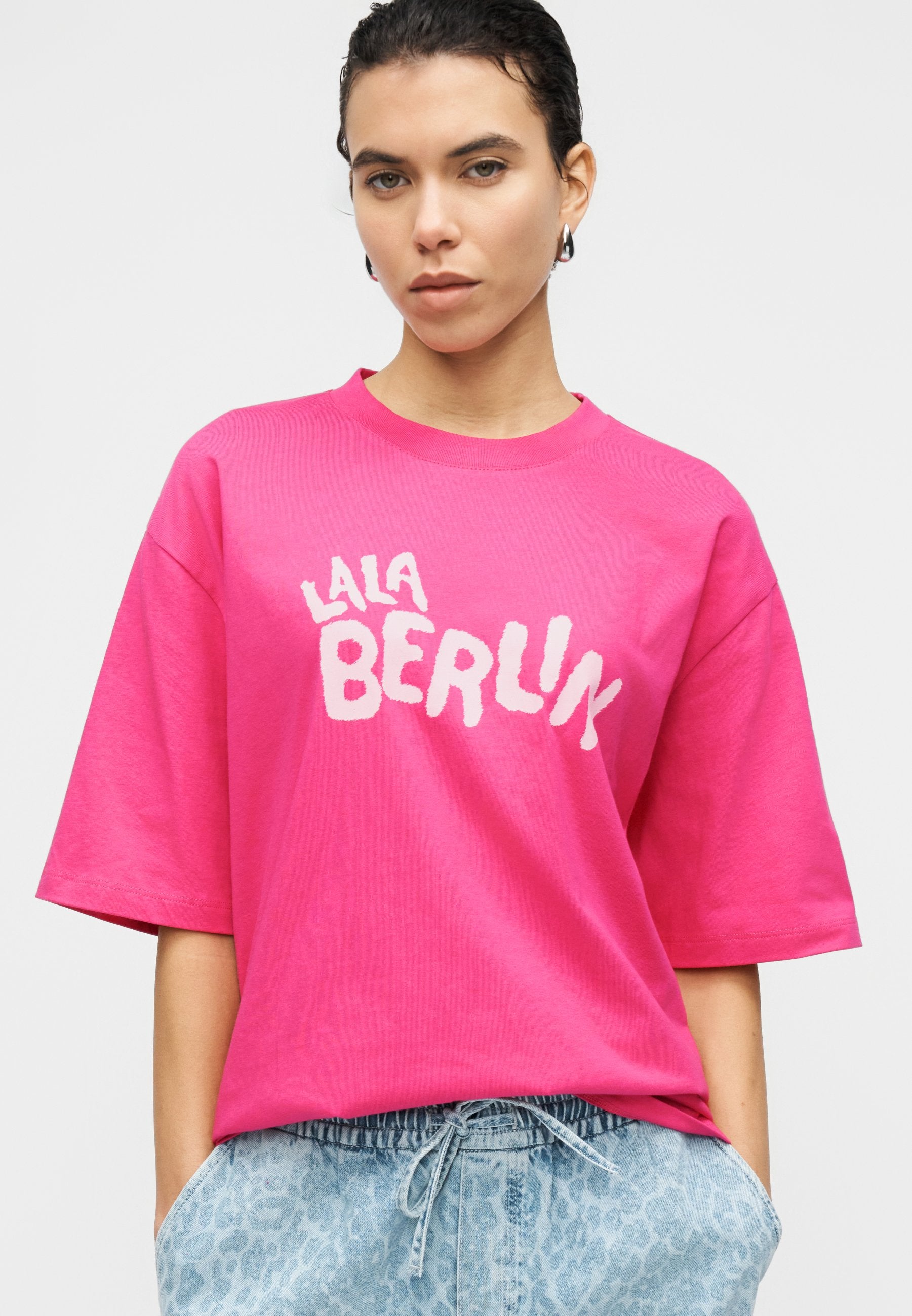 lala Berlin TRAVIS