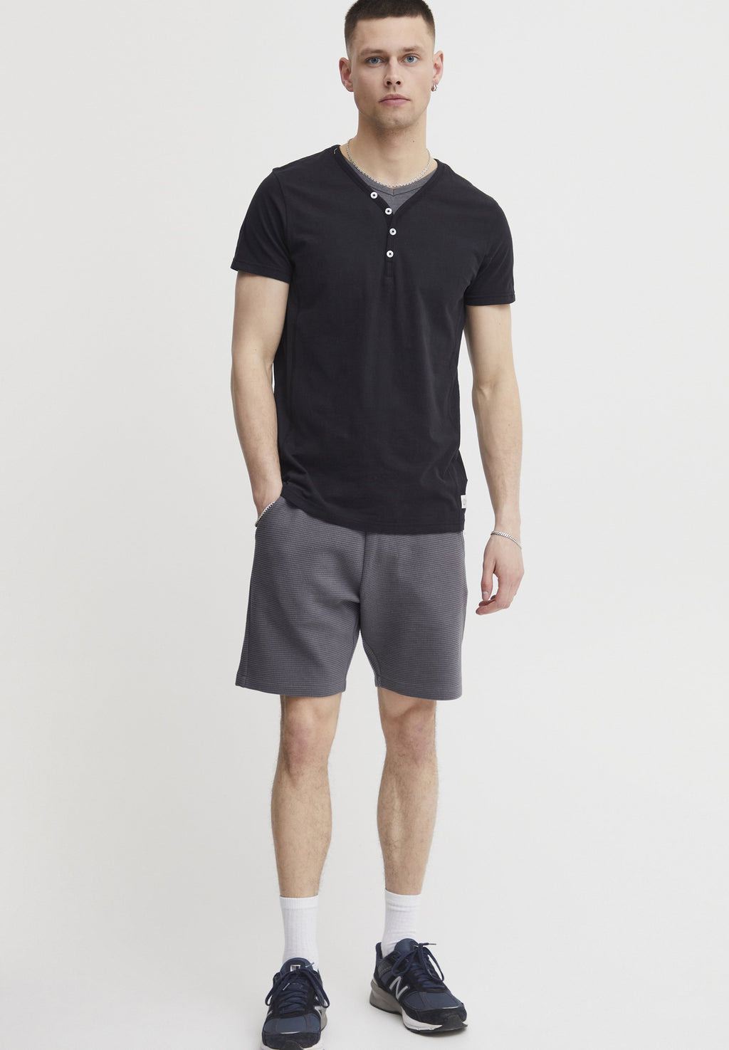 BHCHRISTOPHER LOOSE FIT Media 2