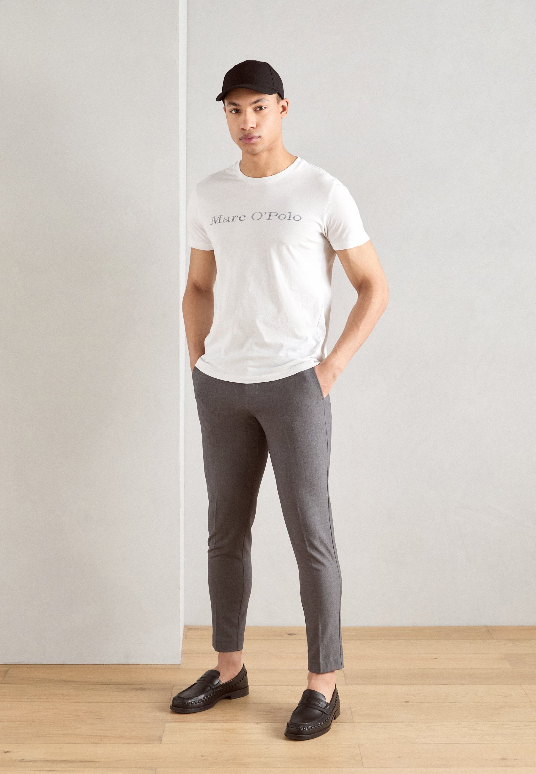 CLUB PANTS Media 2