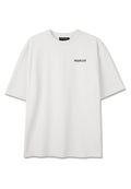 Weißes T-Shirt mit kurzen Ärmeln, Rundhalsausschnitt und kleinem schwarzem "PEGADOR"-Logo auf der linken Brust.