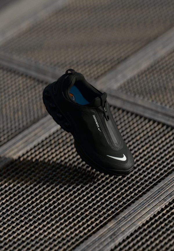 Nike Sportswear AIR MAX  ROAM - Trainers - black/metallic silver-coloured/anthracite