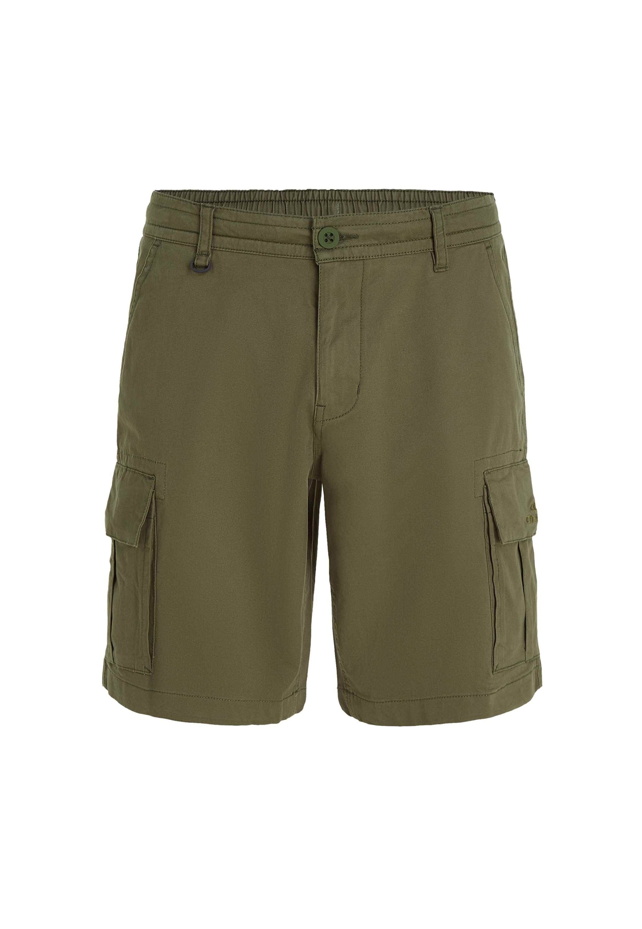 Olivgrüne Cargo-Shorts mit einem elastischen Bund, Knopfverschluss und mehreren Seitentaschen für Funktionalität. Strapazierfähiger Stoff.
