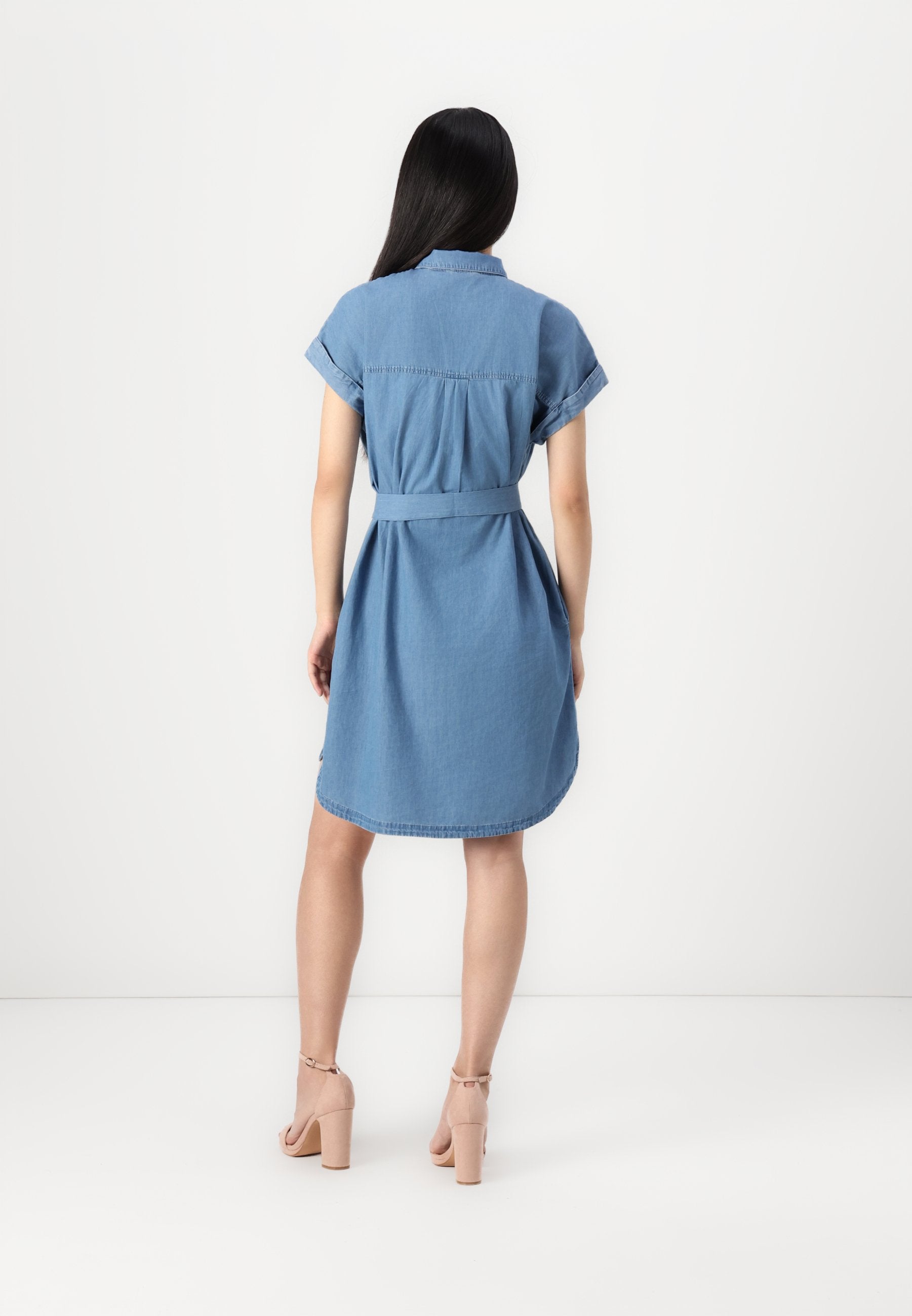 Esprit Jeanskleid Media 4