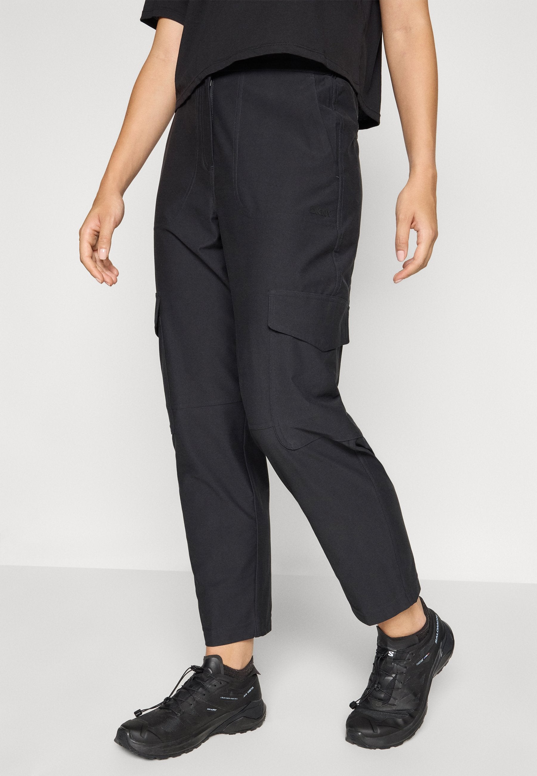DKNY Sport