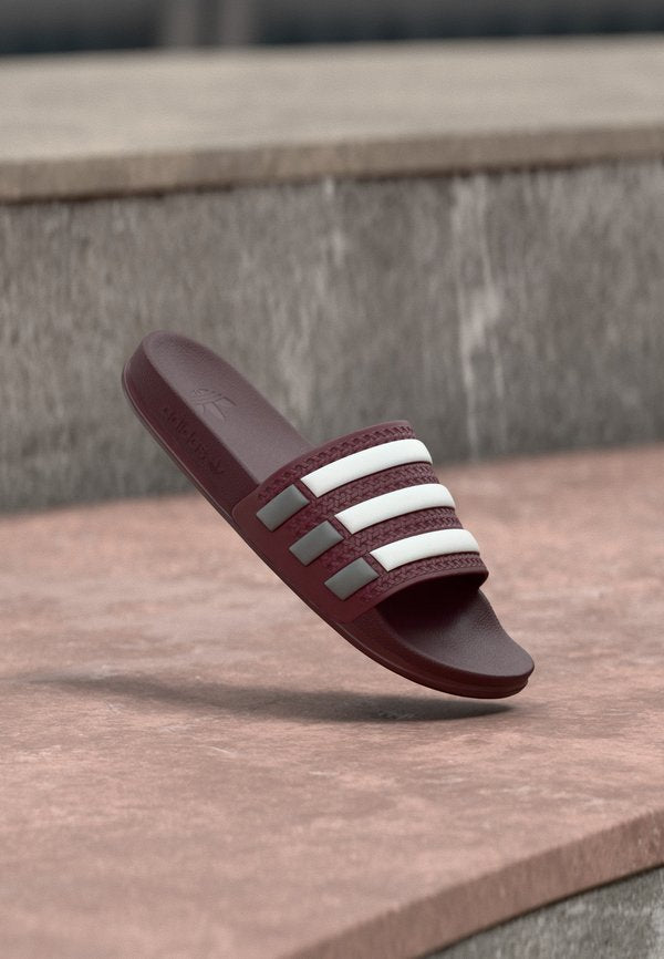 adidas Originals ADILETTE OG UNISEX - Mules - maroon/footwear white/core black