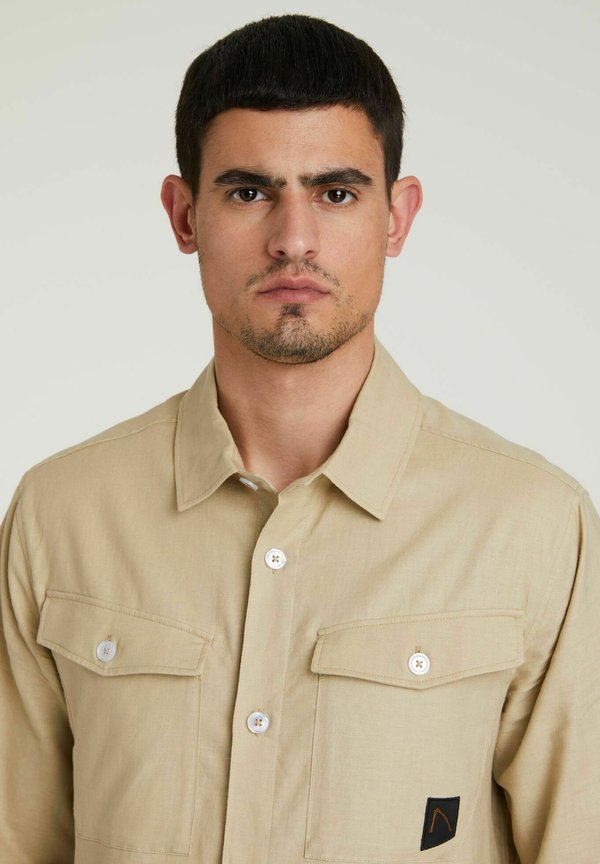 CHASIN' STRYKE LINEN