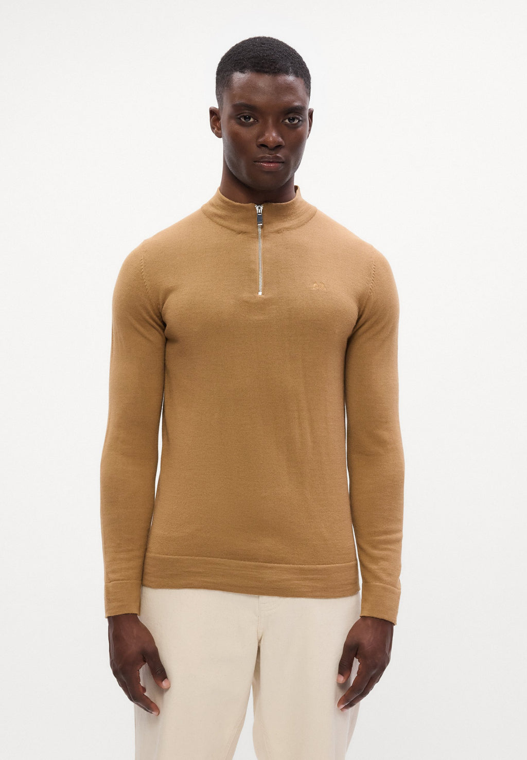 HALF ZIP MOCK NECK Media 4