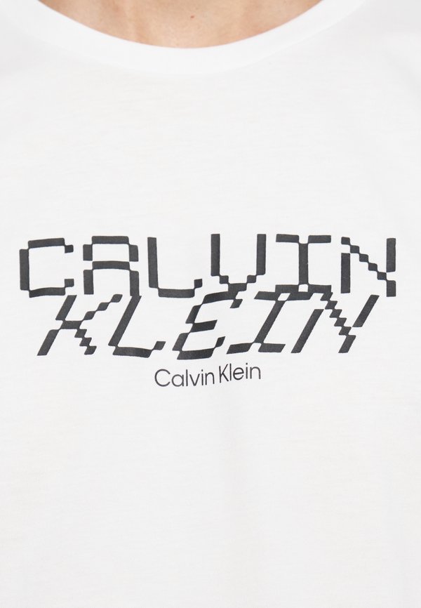 Calvin Klein Jeans