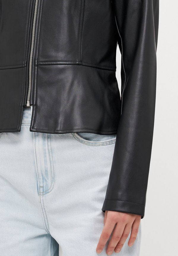 ONLY Tall ONLSARAMY JACKET