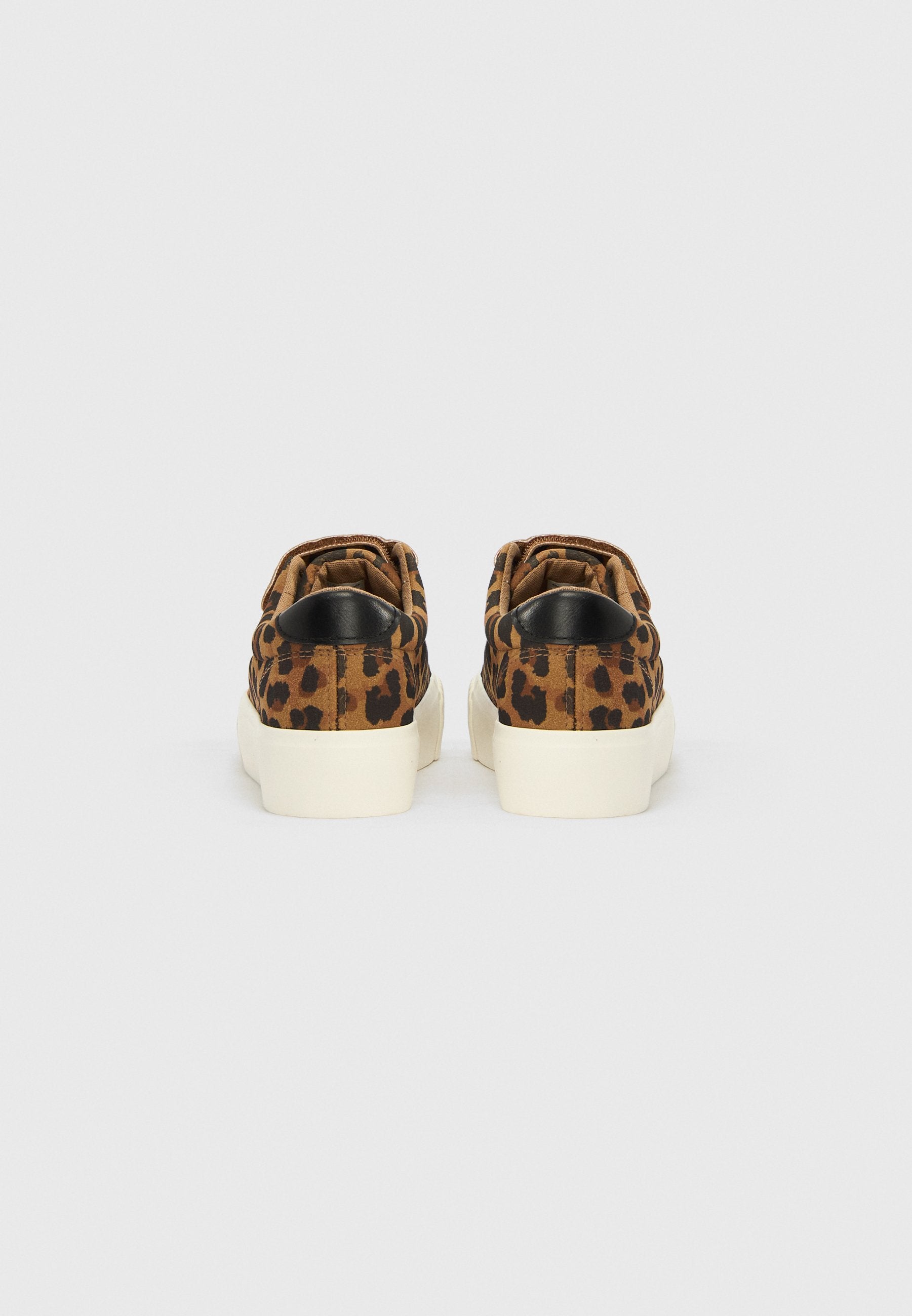 Even&Odd Wide Fit LIV LOW
