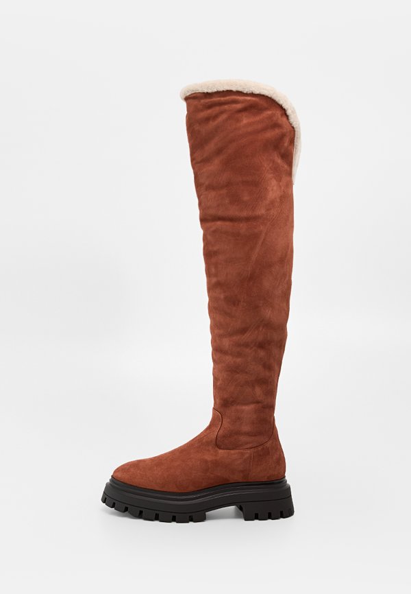 Stuart Weitzman BEDFORD