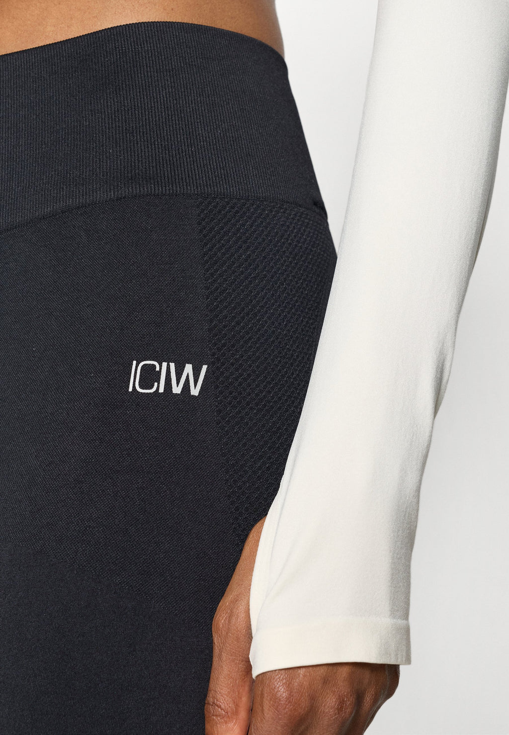 ICANIWILL SCULPT SEAMLESS
