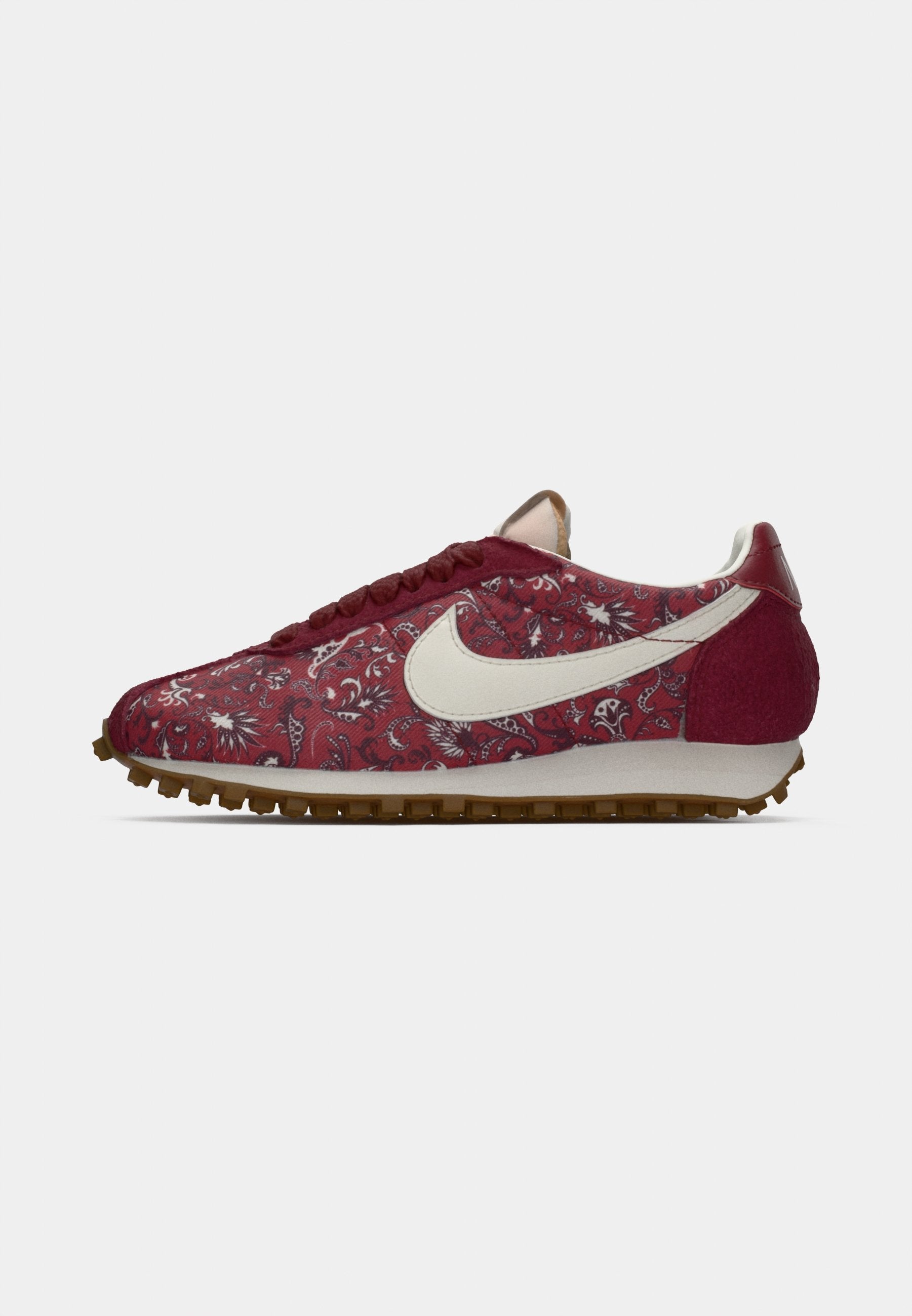 Nike Sportswear LD 1000