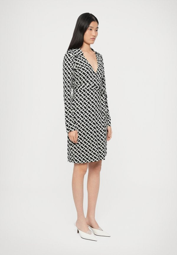 Diane von Furstenberg NEW JEANNE WRAP DRESS