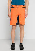 Orange Cargo-Shorts mit navyfarbenen Akzenten, aus leichtem Stoff gefertigt, mit zwei Knöpfen und seitlichen Taschen für Funktionalität.