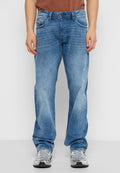 Hellblaue Jeans aus Denim mit geradem Schnitt, ausgestattet mit einem klassischen Fünf-Taschen-Design, gestickten Akzenten und einem Knopfverschluss.