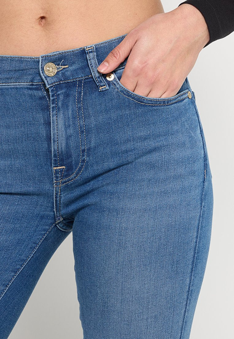 7 for all mankind ROXANNE