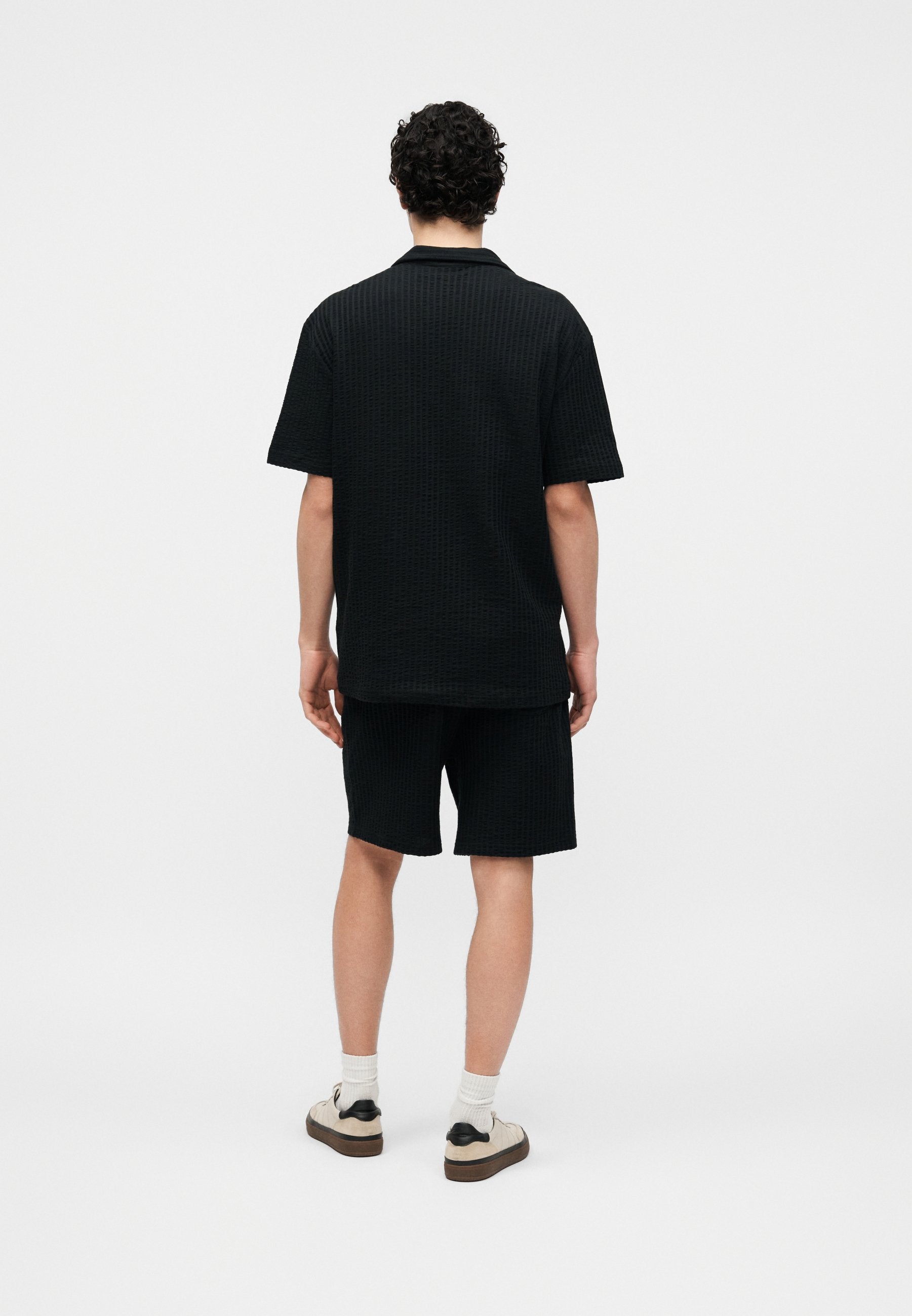ONSAUSTIN SET  Media 4