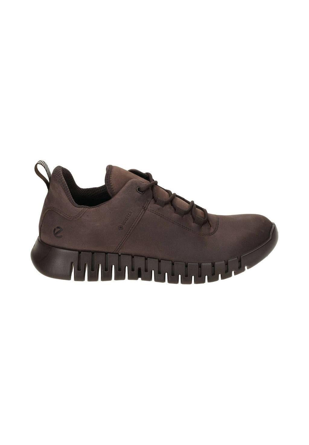 SNEAKERS Media 8