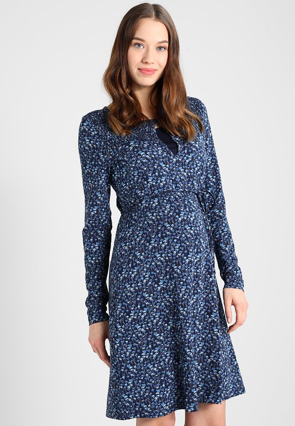Esprit Maternity