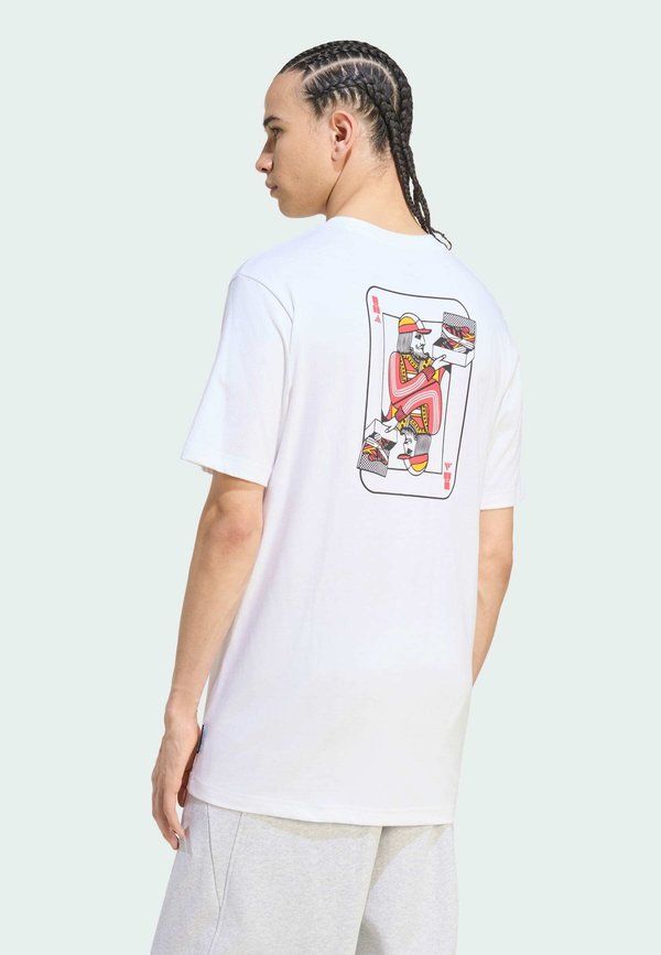 adidas Sportswear ADIDAS SPORTSWEAR NOVELTY CARDS GRAPHIC T-SHIRT - Print T-shirt - white