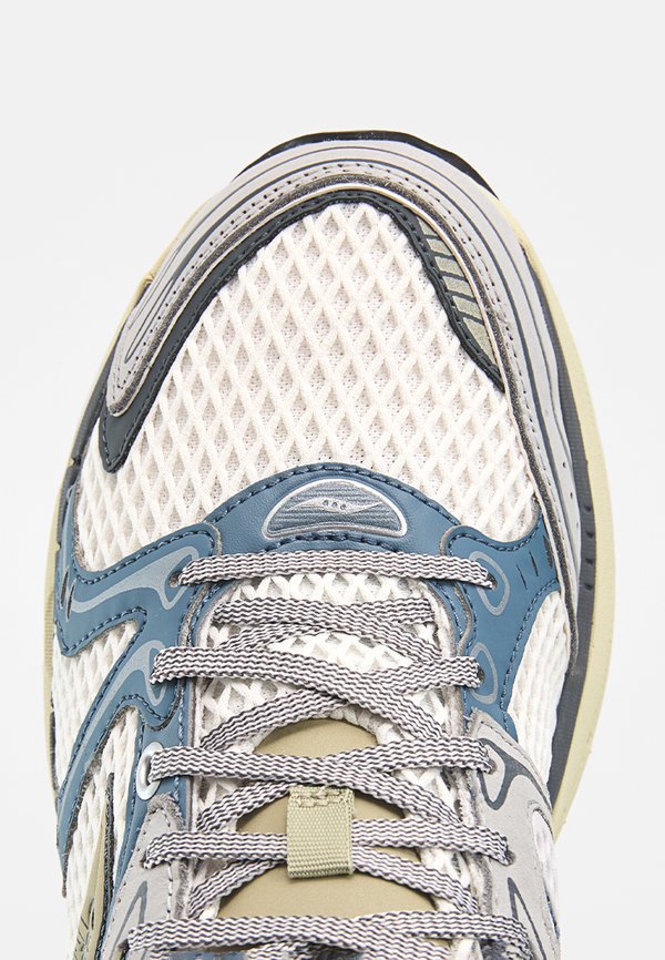 Saucony Originals PROGRID OMNI 9