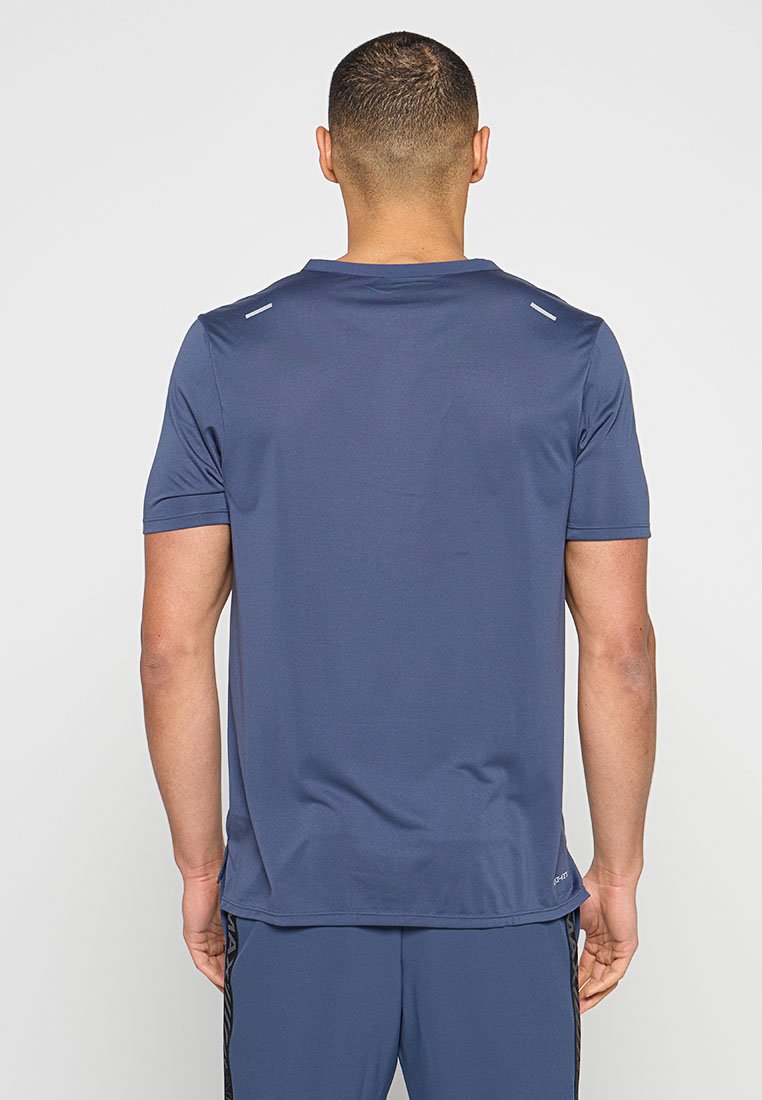 Nike Sportswear