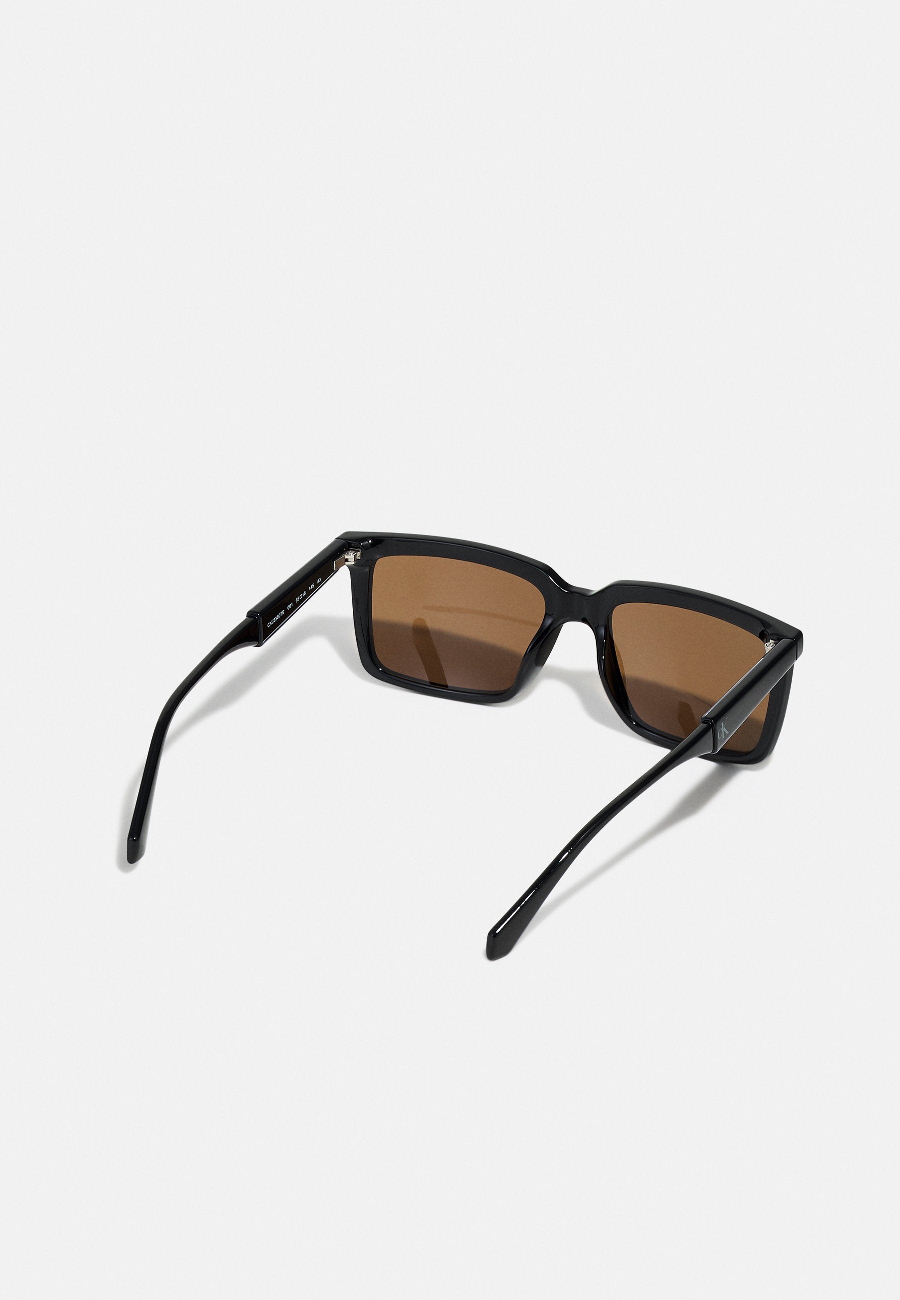 Calvin Klein Jeans Sonnenbrille Media 2