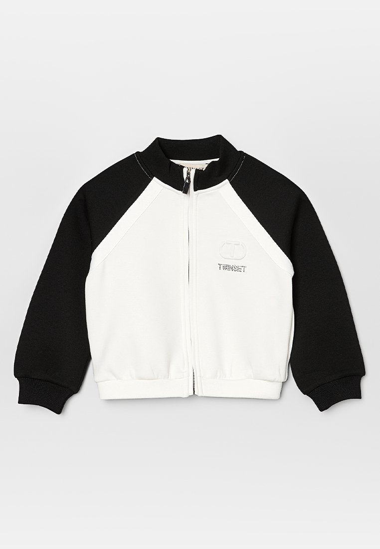 TWINSET