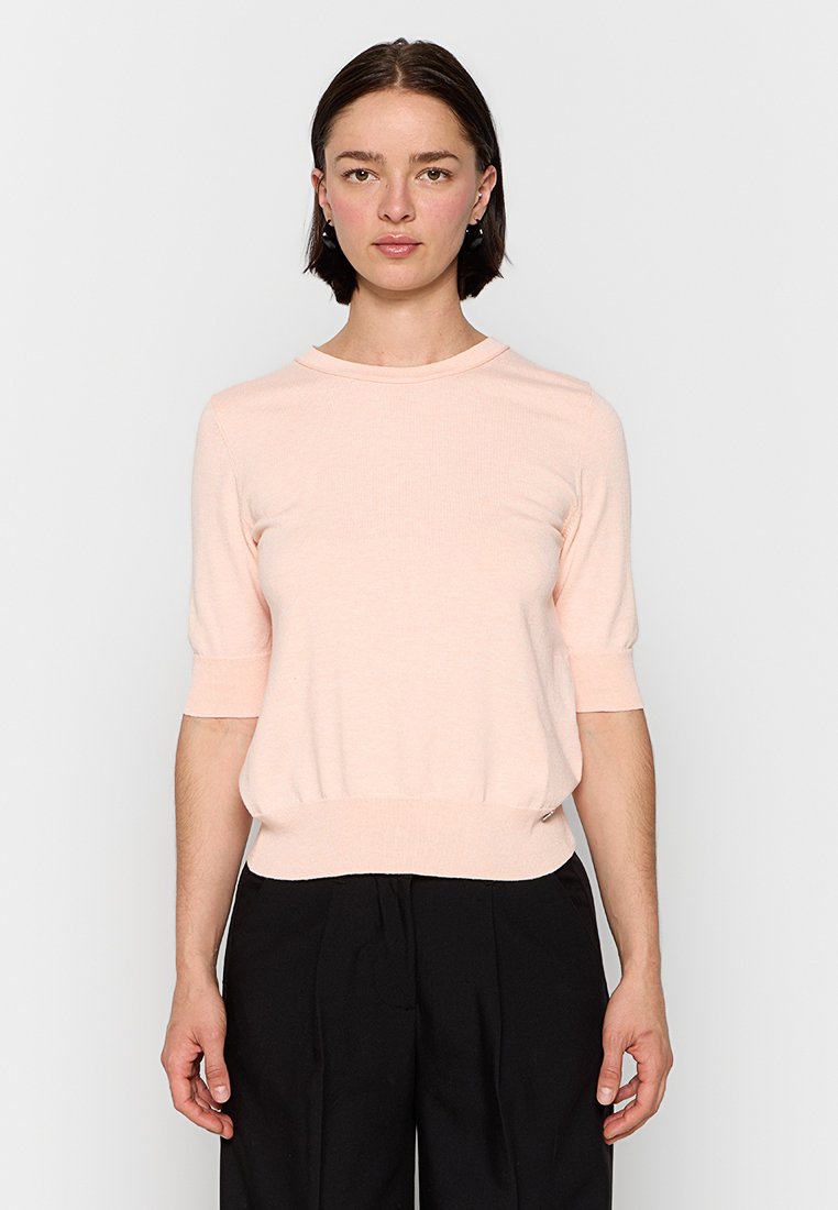 DKNY Sweatshirt Media 1