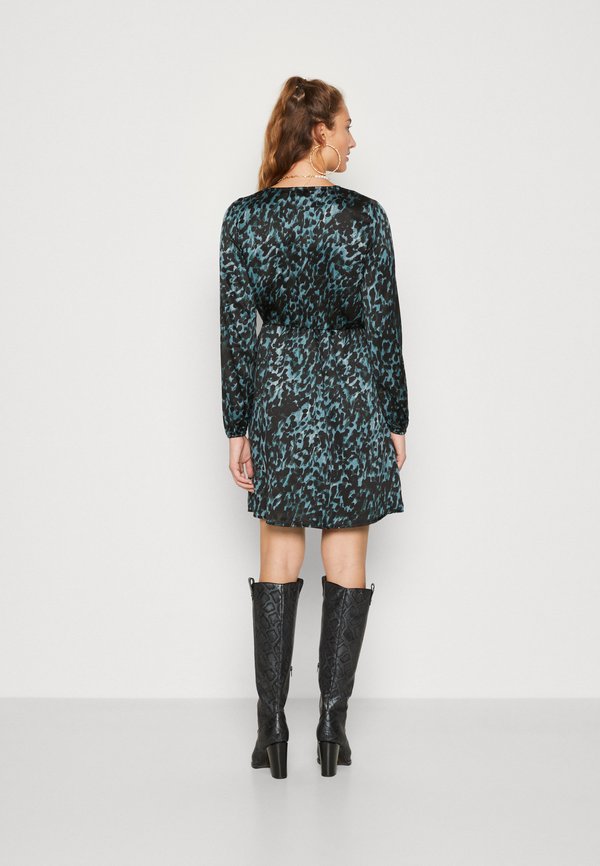 Vero Moda VMGILLEA SHORT WRAP DRESS