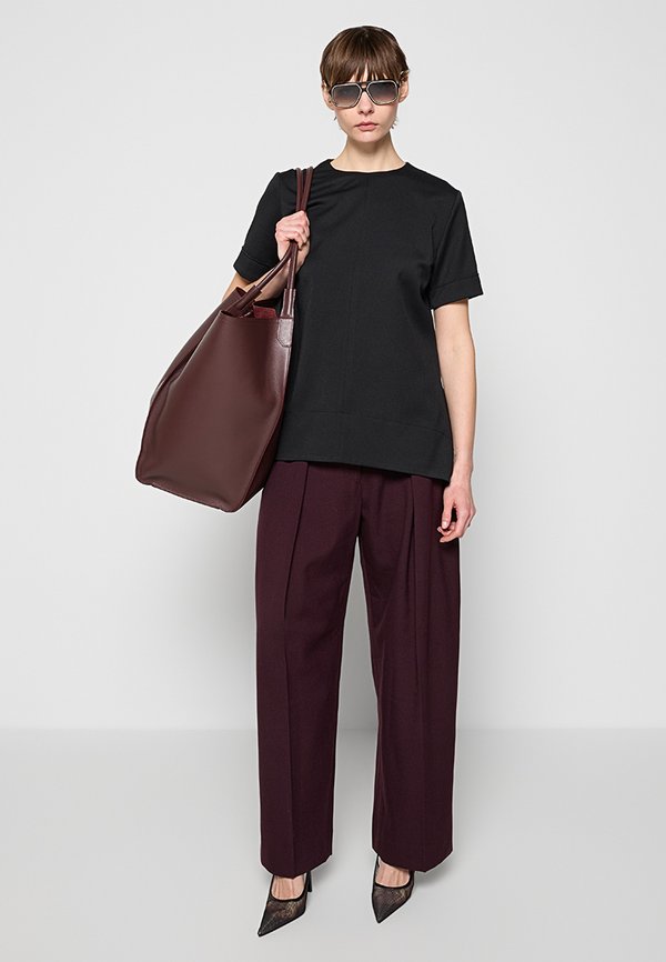 Victoria Beckham LOOSE FIT