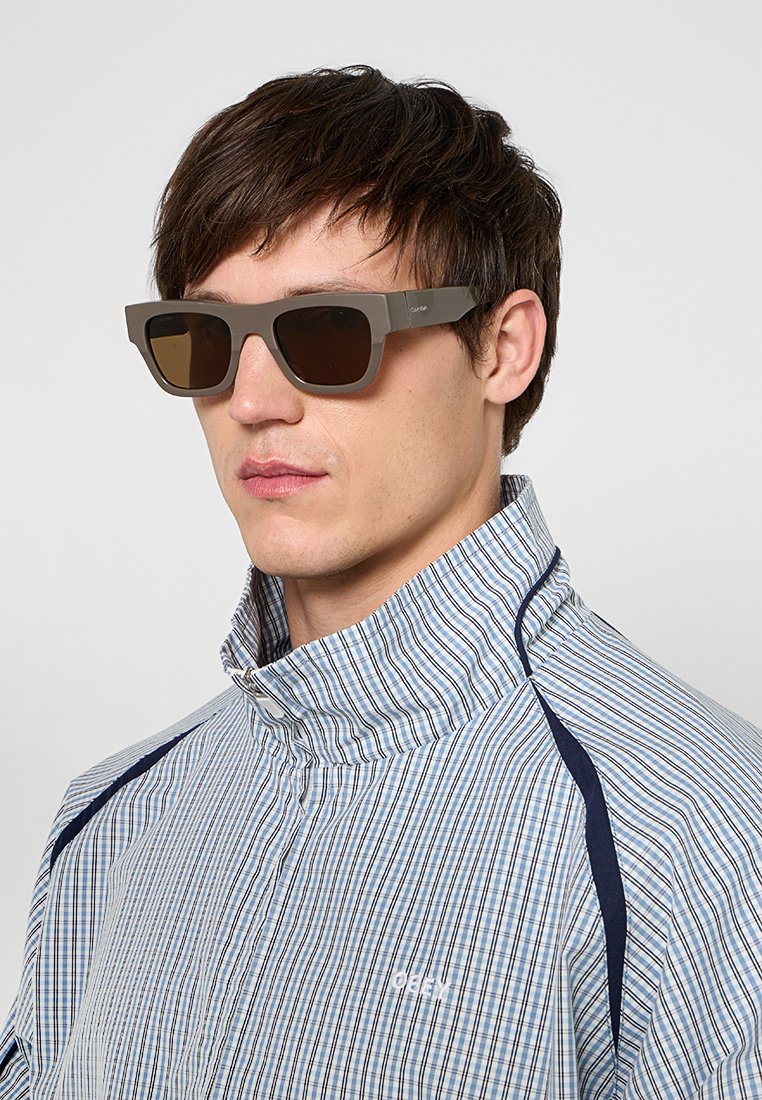 Calvin Klein Sonnenbrille Media 2