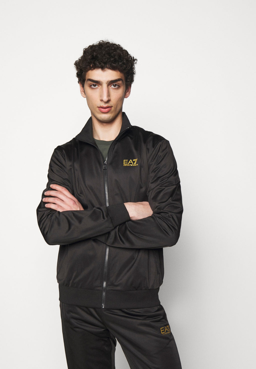 TRACKSUIT Media 3