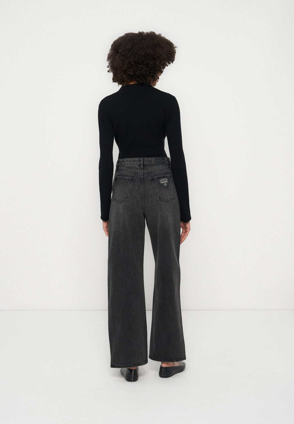 Armani Exchange Wide Leg Media 2