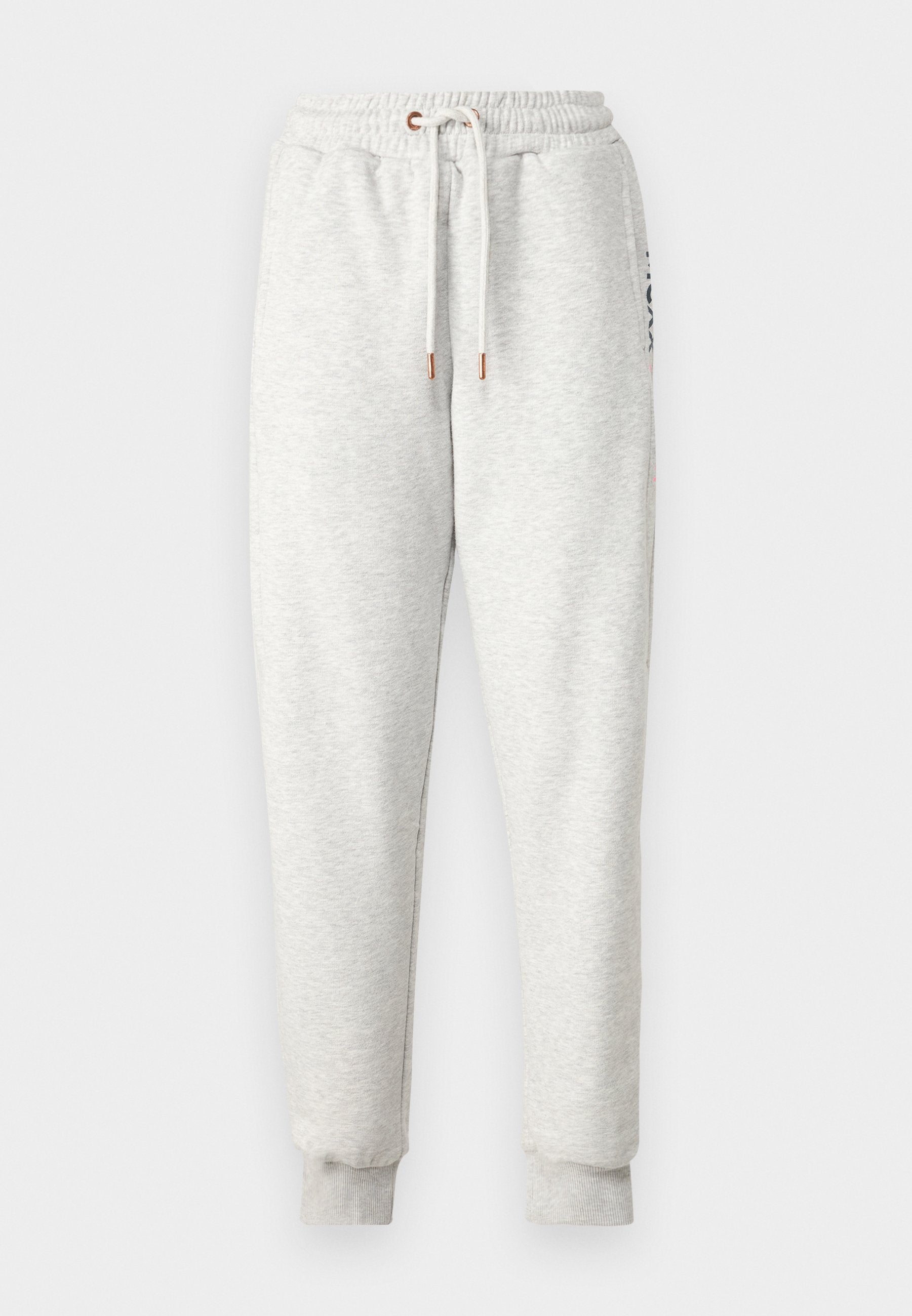 Hellgraue Sweatpants aus weichem Stoff mit einem elastischen Bund, verstellbarem Kordelzug und gerippten Bündchen. Seitentasche mit minimalem Branding.
