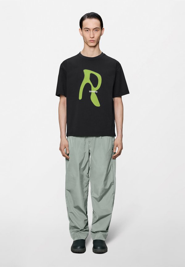 Rains CLASSIC BLURRED BLACK UNISEX