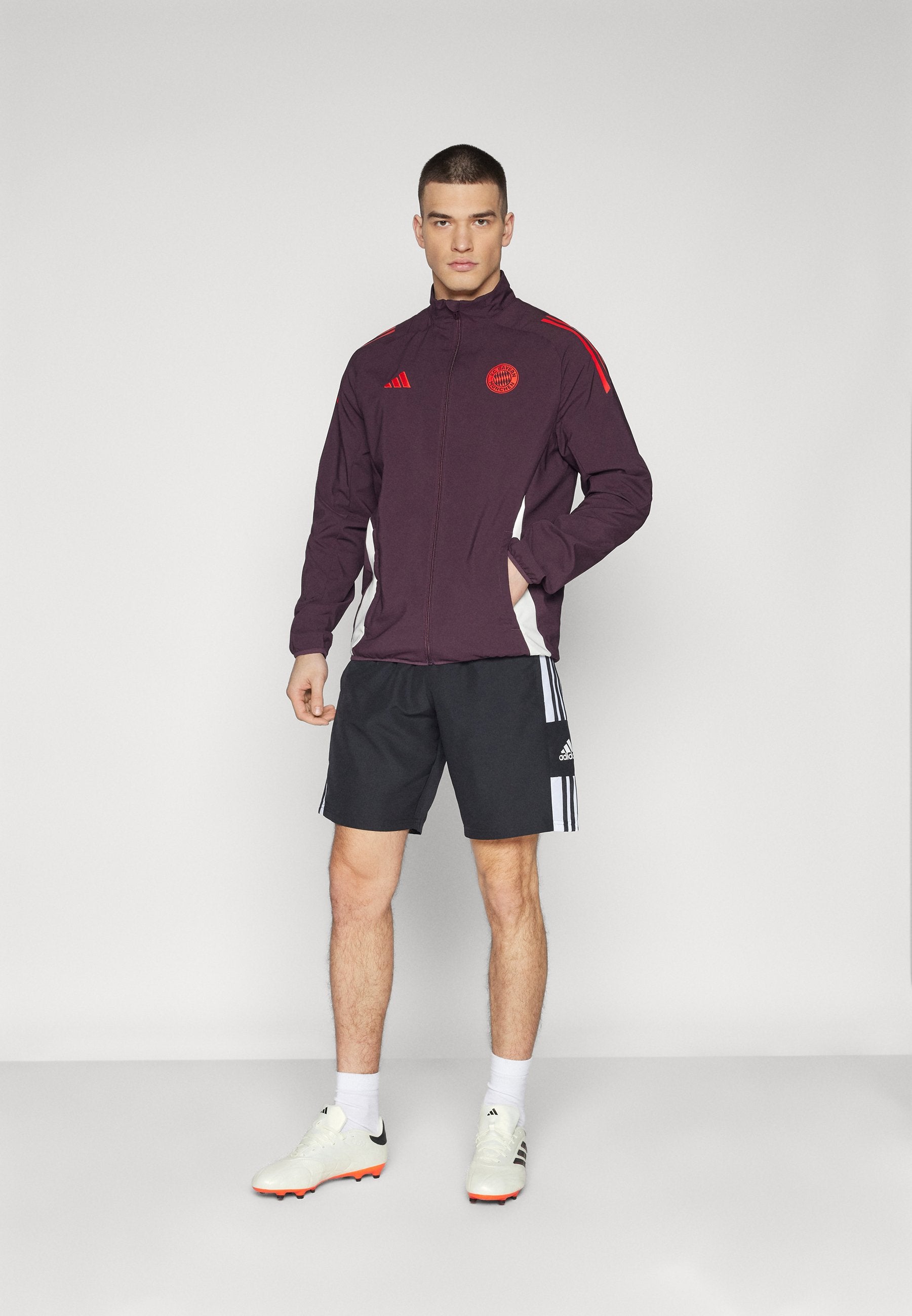 adidas Performance FC BAYERN M�NCHEN RAIN JACKET
