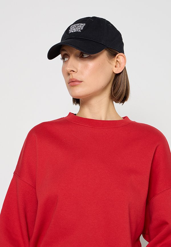 Nike Performance