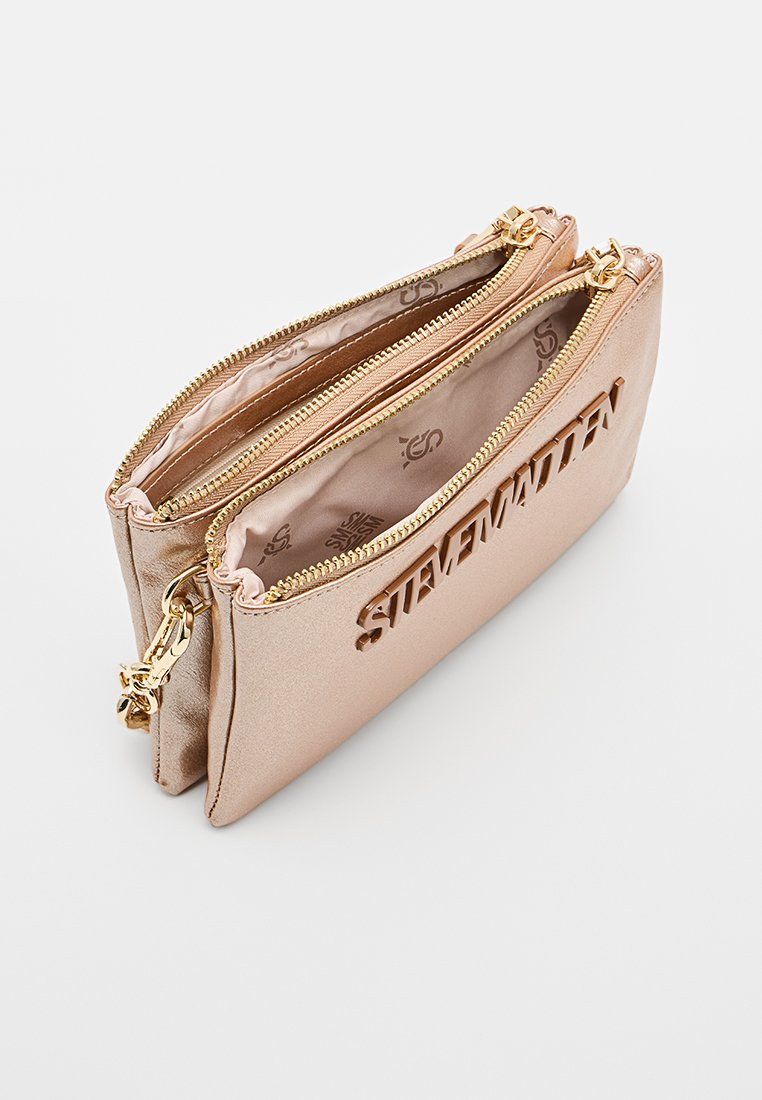 Steve Madden BNICCO