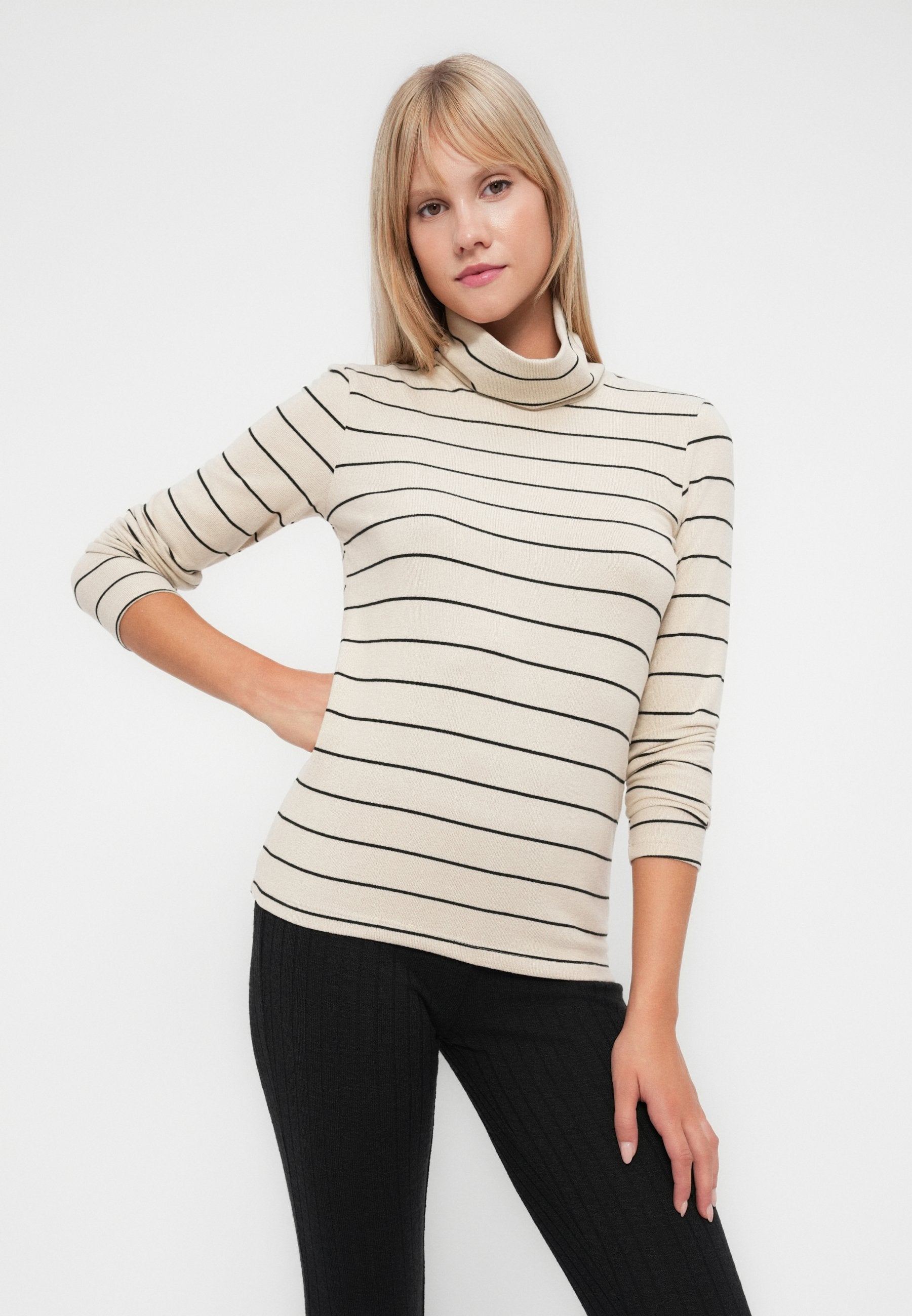 ONLY ONLCATERINA LIFE ROLL NECK
