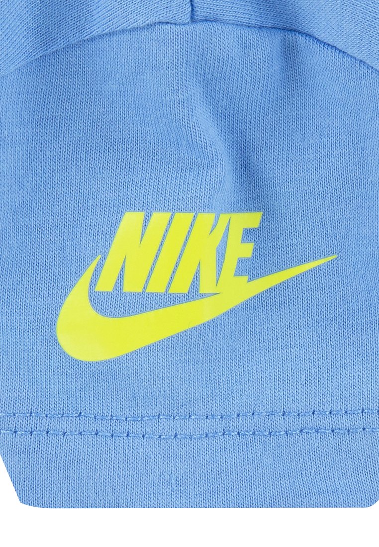 Nike Sportswear