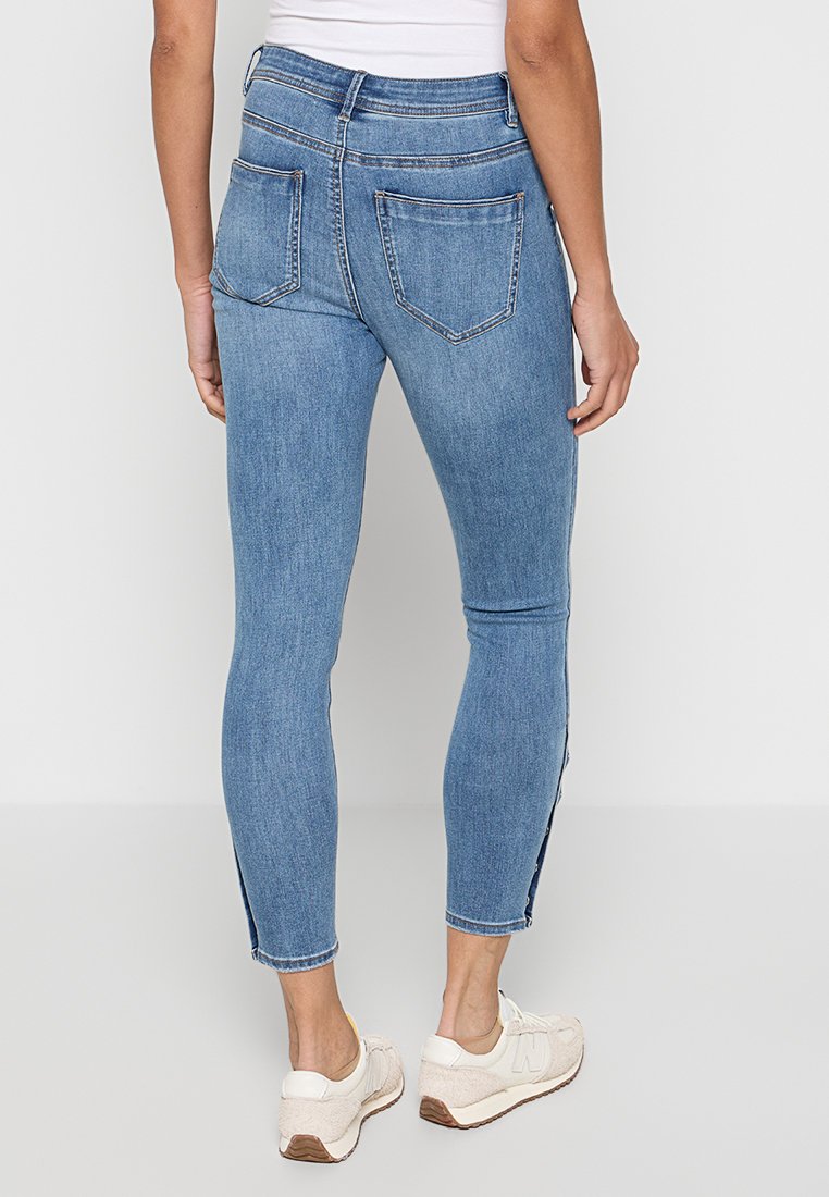 ONLY Petite Jeans Skinny Fit Media 3
