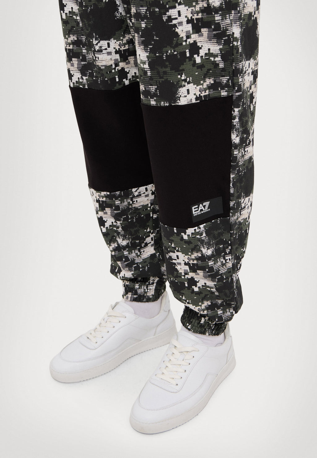PANTALONI Media 6