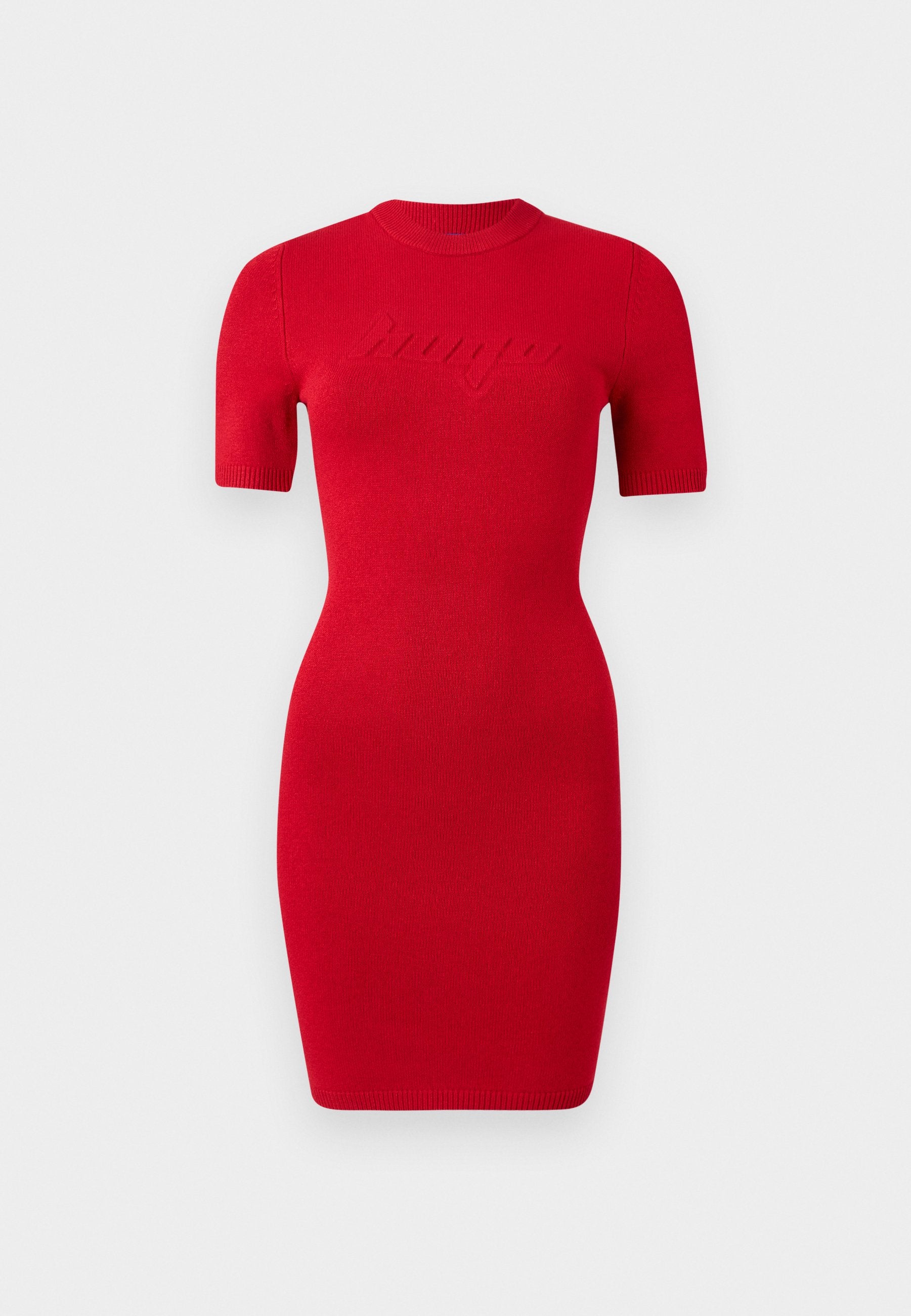 Rotes gestricktes Kleid mit kurzen Ärmeln, enganliegendem Schnitt und rundem Ausschnitt. Mit erhabenem "bango"-Textdetail auf der Vorderseite.