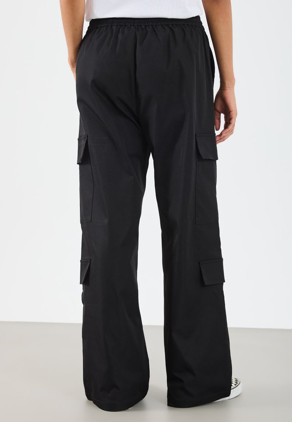 YOURTURN by Zalando CARGO TROUSERS