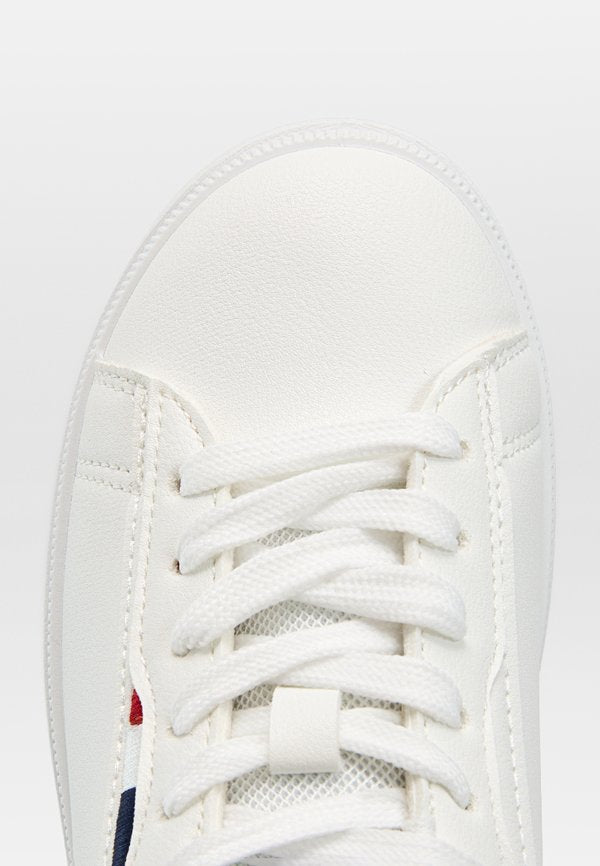 U.S. Polo Assn. ARIS