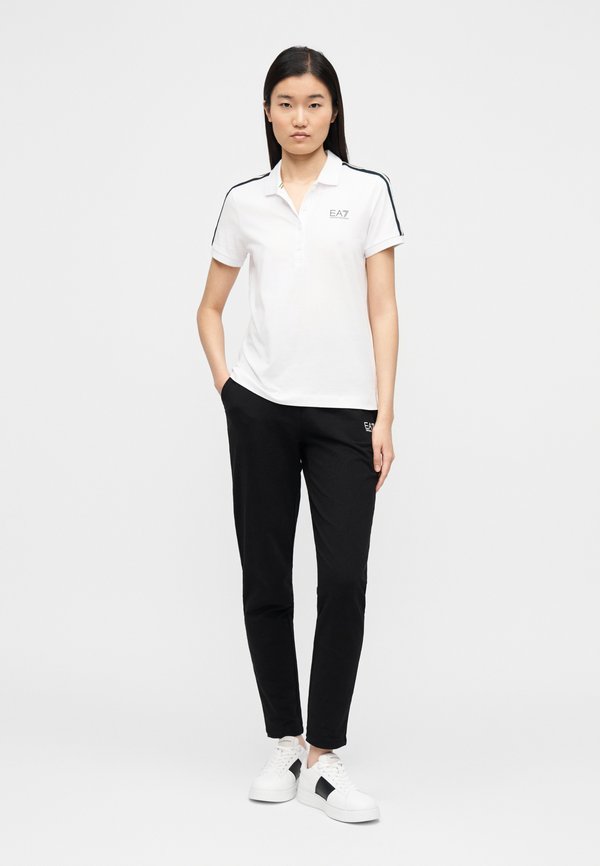 EA7 Emporio Armani